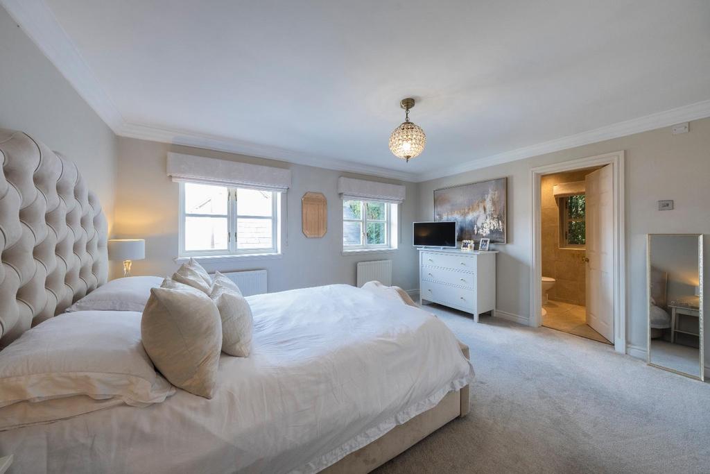 15 Millfield Lane-018.JPG