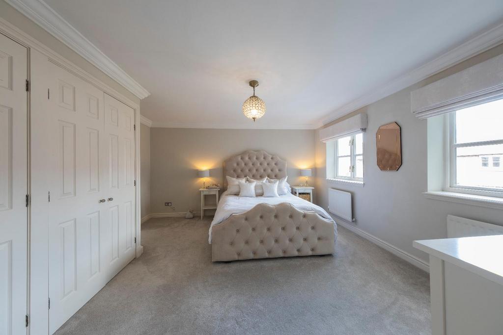 15 Millfield Lane-021.JPG