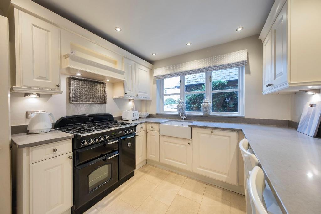 15 Millfield Lane-002.JPG