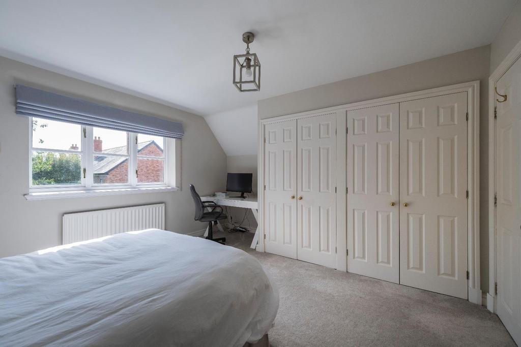 15 Millfield Lane-036.JPG