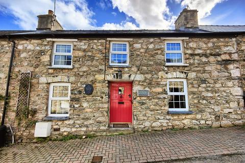 4 bedroom cottage for sale - Upper St. Mary Street, Newport