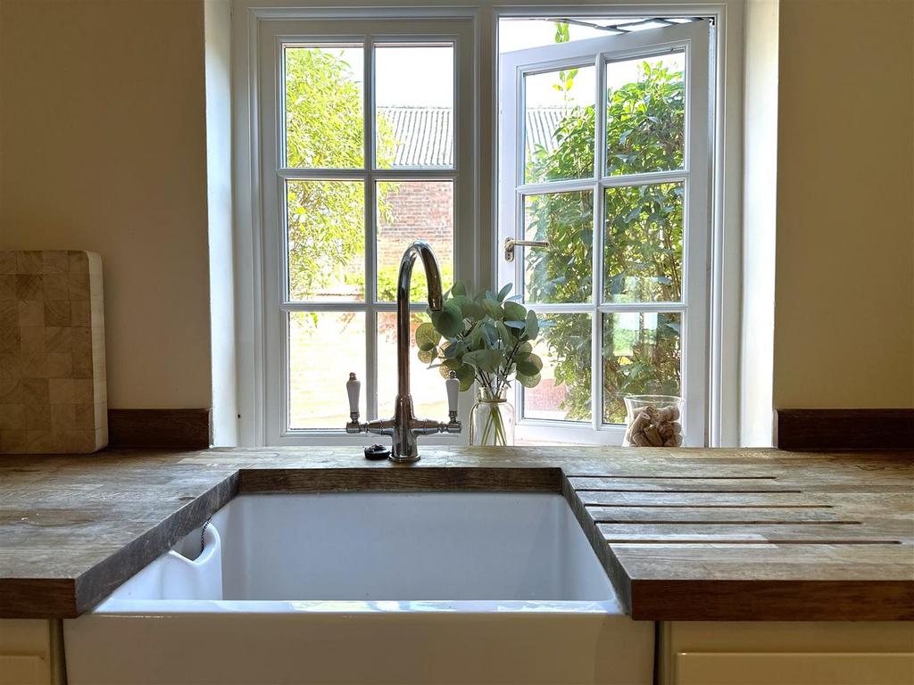 Inset Belfast Sink 311
