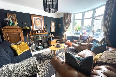 28 Brooks Road, Street, BA16 0PN