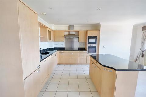 2 bedroom penthouse for sale, Compton Street, Eastbourne