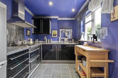 28 Dagmar Road, Windsor, SL4 1JL