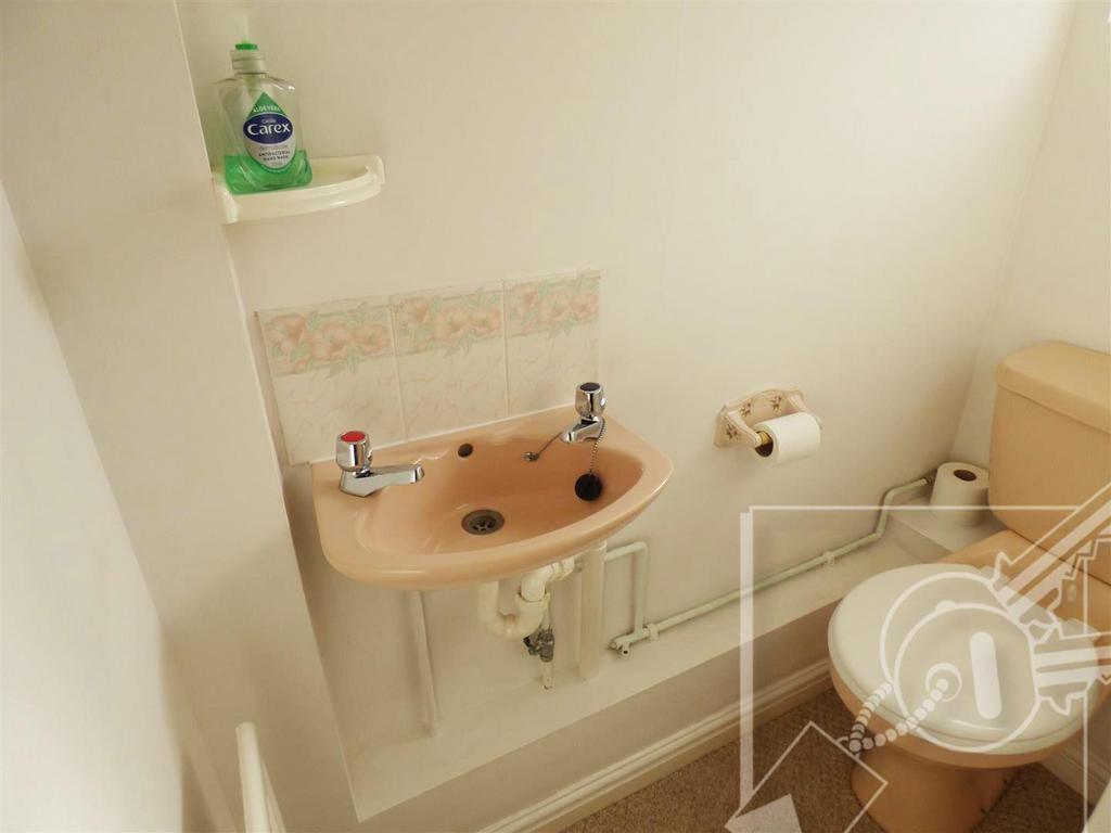 Cloakroom new.png