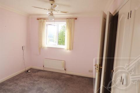 9 Maximilian Drive, Halling, Rochester, ME2 1NQ