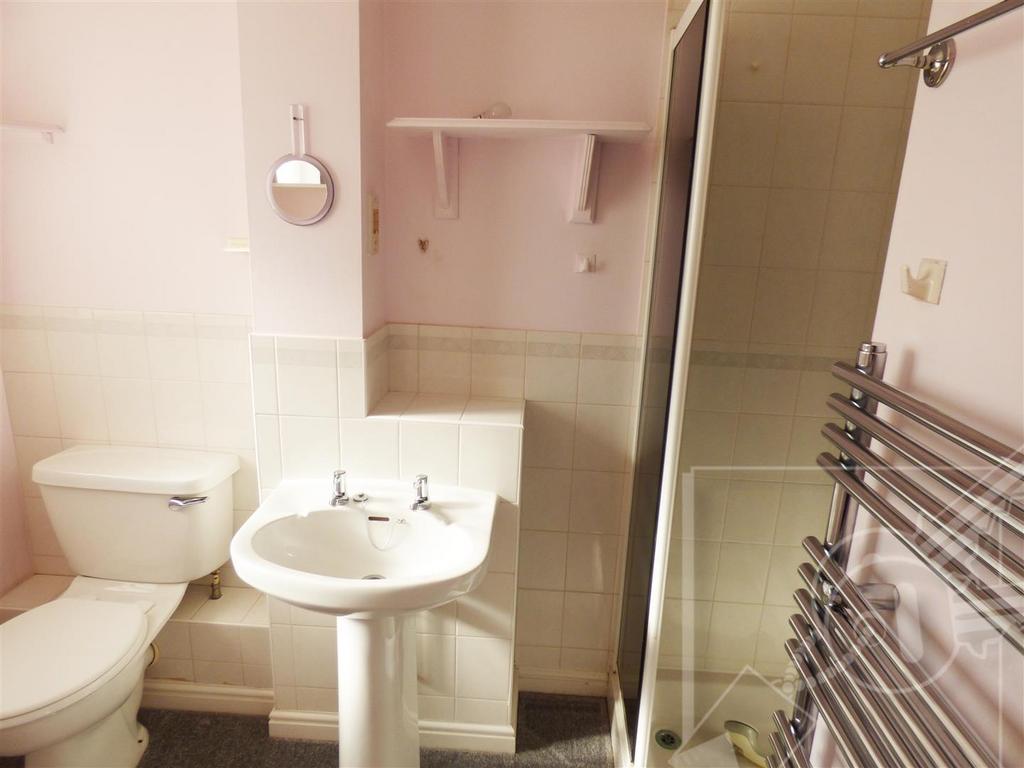 En-suite shower room