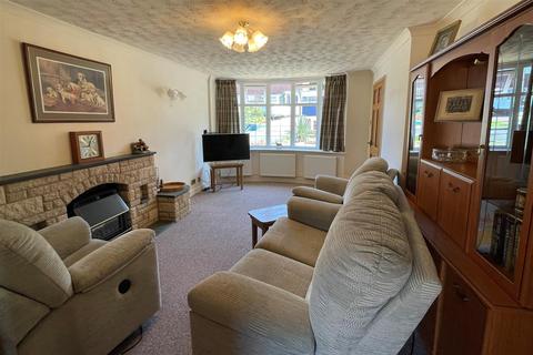 3 bedroom detached house for sale - Langley Crescent, Oldbury