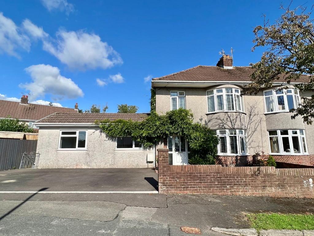 Bradfield Avenue, Bridgend County Borough, CF31 4HL 4 bed semi-detached ...