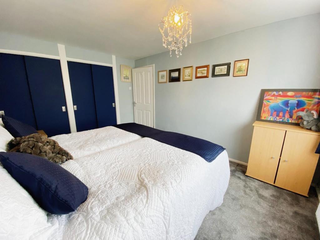 Bedroom1.jpg