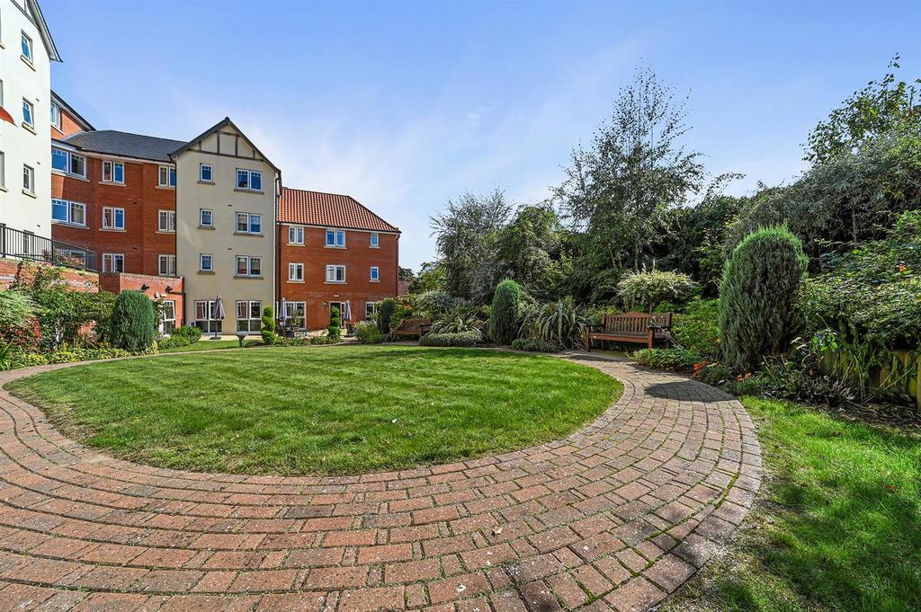 PT-Sheridans-17 Cross Penny Court-22.jpg