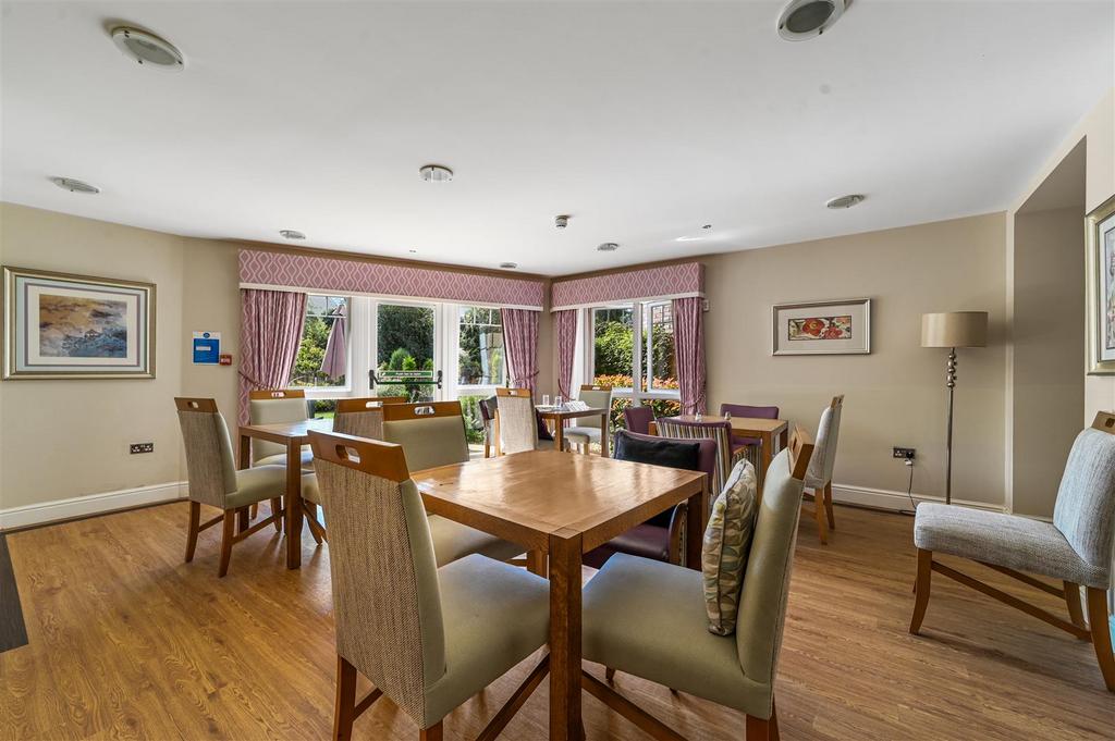 PT-Sheridans-17 Cross Penny Court-15.JPG