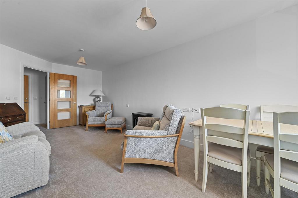 PT-Sheridans-17 Cross Penny Court-6.jpg
