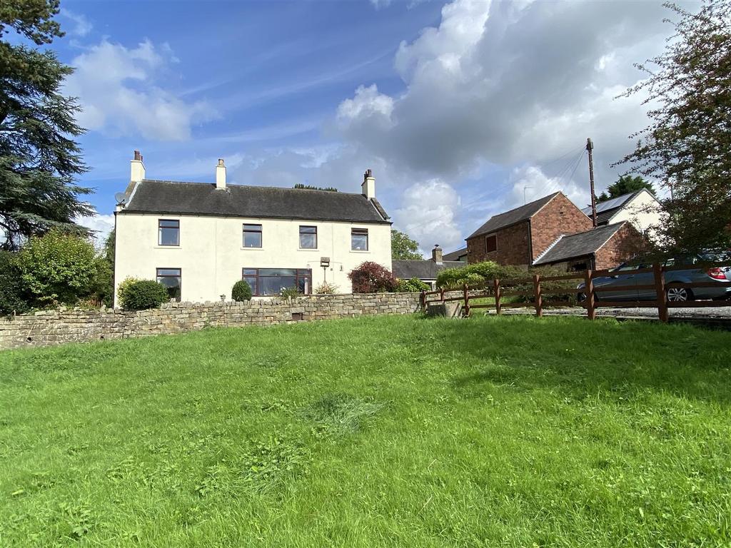 Bridle Lane, Ripley DE5 5 bed detached house for sale £850,000