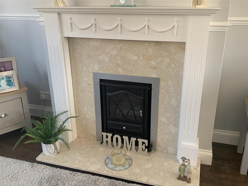 Fireplace - Edwards Way.jpg