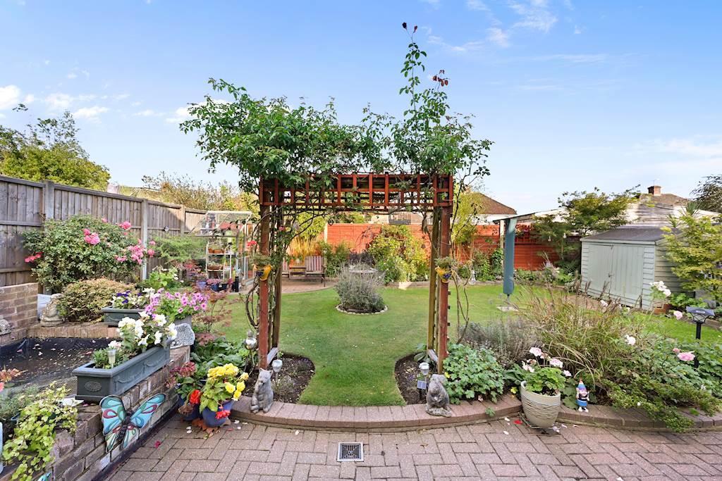 N Garden 2 Edwards Way.jpg