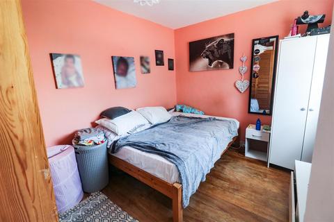 91 Rivermill, Harlow, CM20 1NU
