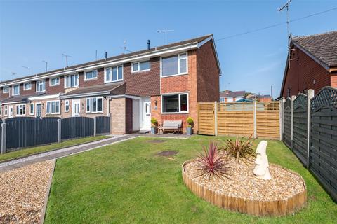 3 bedroom end of terrace house for sale, Coningsby Drive, Kidderminster