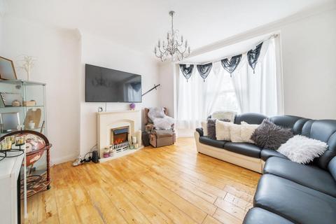 27 Barmeston Road, London, SE6 3BJ