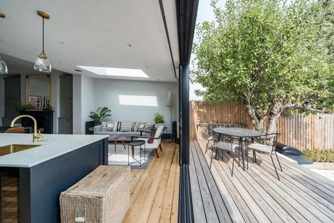 39 Ardfillan Road, London, SE6 1ST