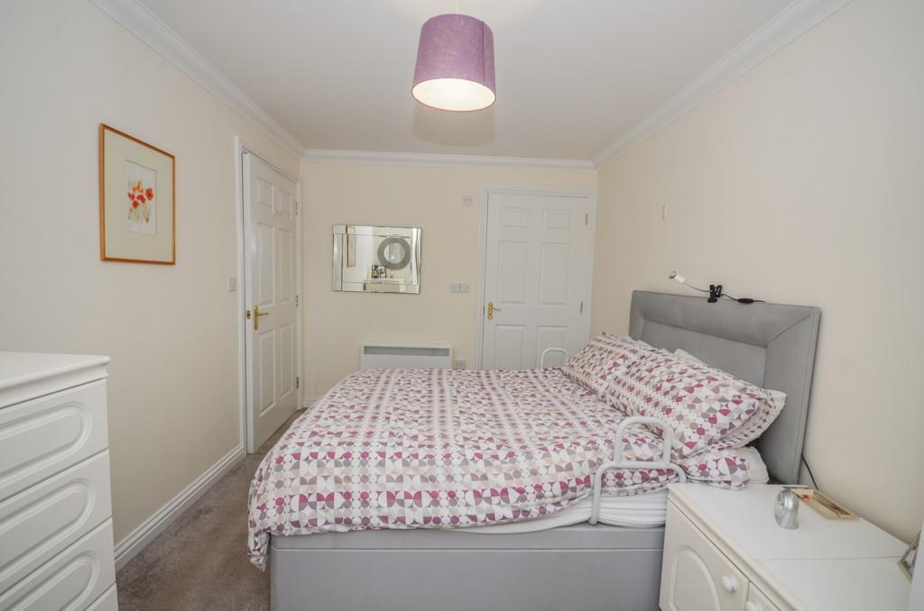 Bedroom pic 4.jpg