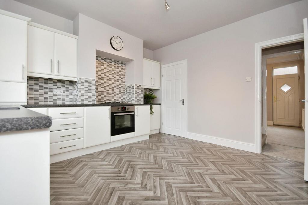 Dining kitchen