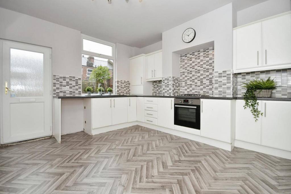 Dining kitchen