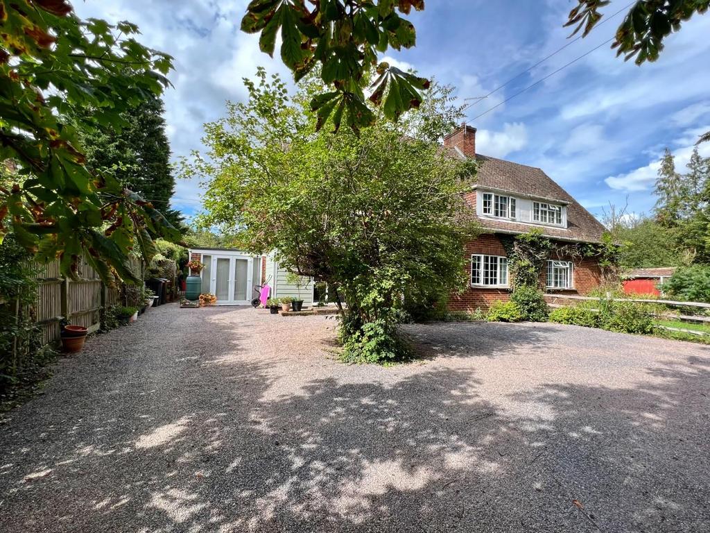 MALTHOUSE LANE, WAREHORNE 4 bed semidetached house for sale £600,000