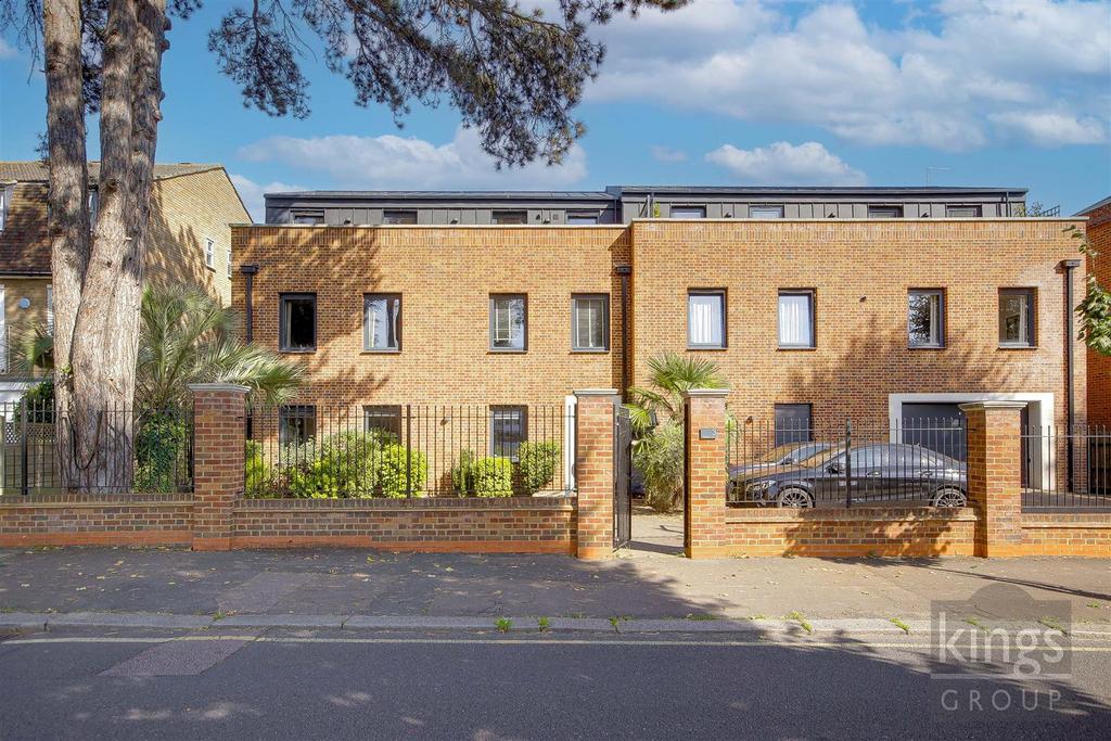 Wellington Road, Enfield 1 bed apartment for sale £375,000