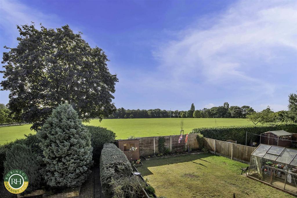 Fernhurst Road, Wheatley Hills, Doncaster 3 bed semidetached house £