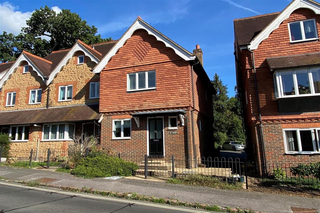 Haslemere Road, Fernhurst 2 bed end of terrace house for sale £315,000