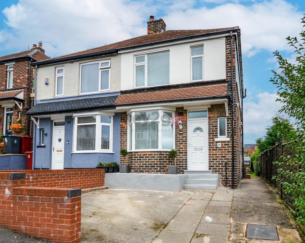 Marsh Avenue, Dronfield, S18 3 bed semidetached house for sale £250,000