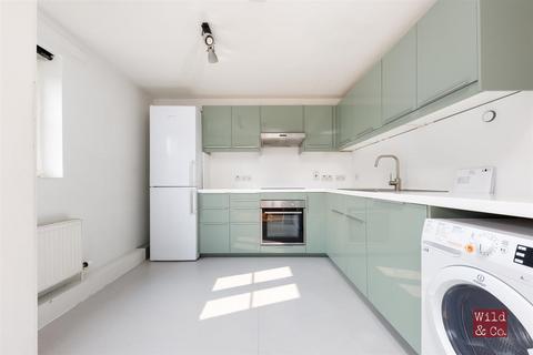 2 bedroom flat to rent, Northwold Road, Hackney