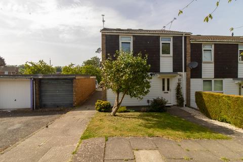 3 bedroom townhouse for sale - Goodwood Road, Leicester, LE5