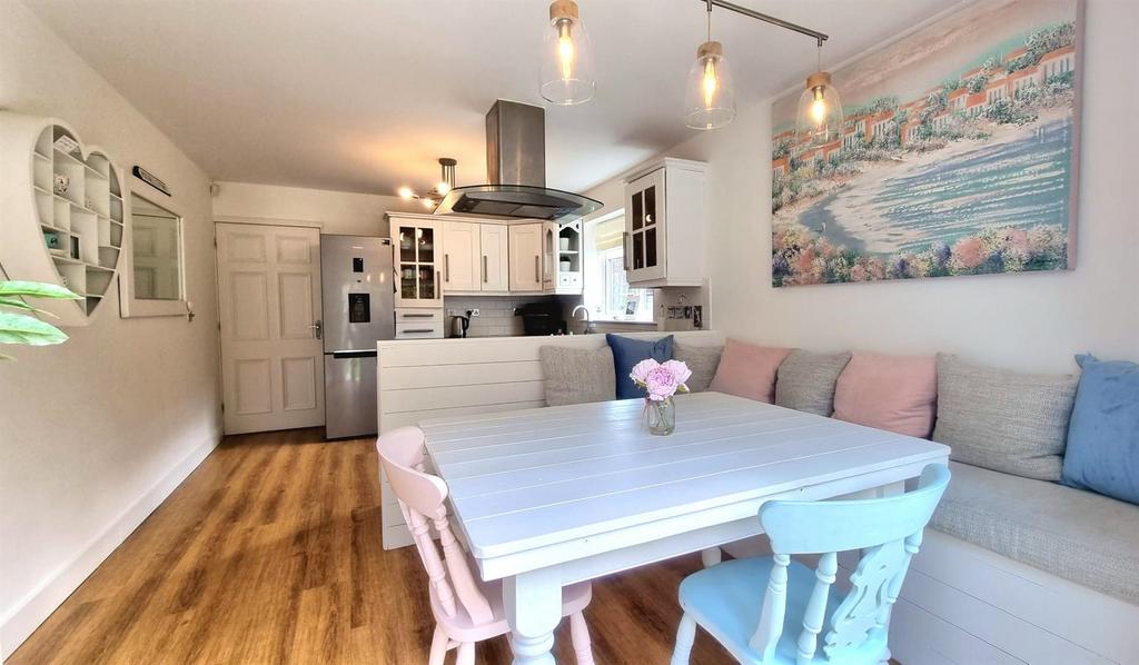 Mill Lane, Dorridge, Solihull 4 bed detached house £780,000