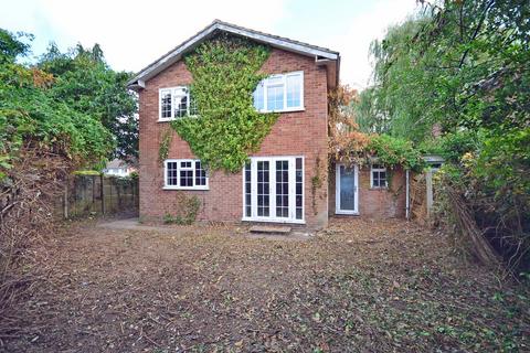 46 Corringway, Church Crookham, Fleet, GU52 6AW