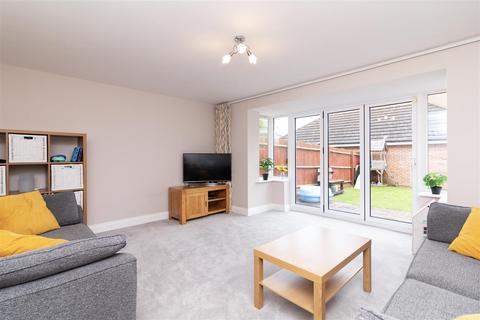 24 Bakers Close, Cotgrave, Nottingham, NG12 3RG