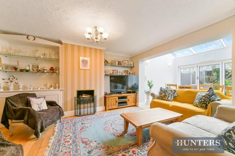 11 Bransby Road, Chessington, KT9 2JZ