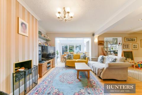 11 Bransby Road, Chessington, KT9 2JZ