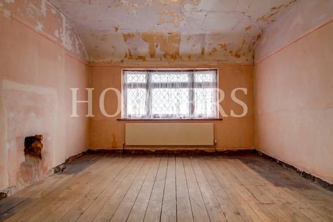 23 Paddock Road, London, NW2 7DH
