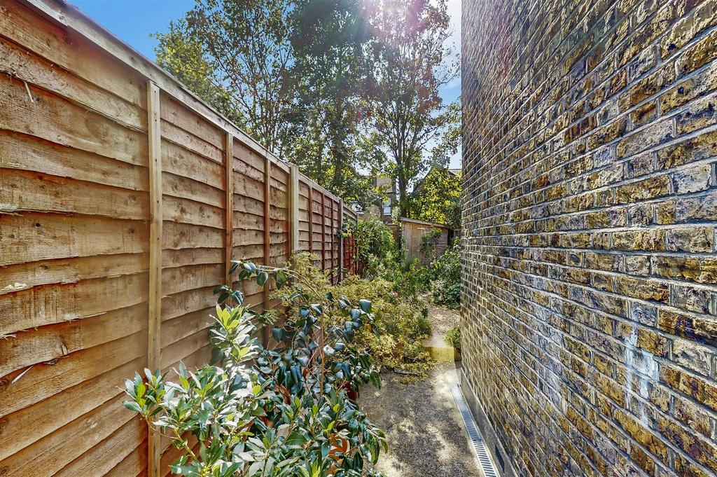 111 A Mount Pleasant Road - on SFGej Ucop P0 WQy V3x2.jp