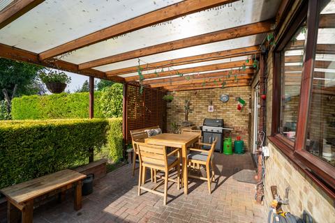 4 bedroom semi-detached house for sale - Radegund Road, Cambridge, CB1
