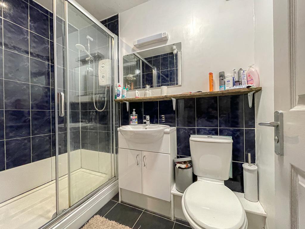 26 Stanhope Street   Shower room