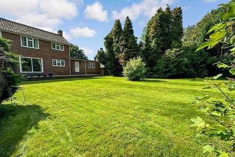 4 bedroom detached house for sale, Church Place, Pulborough, West Sussex