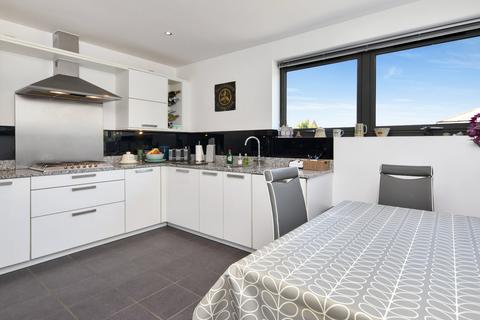 25 Parade Walk, Shoeburyness, Southend-on-sea, SS3 9GE