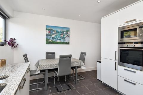 25 Parade Walk, Shoeburyness, Southend-on-sea, SS3 9GE