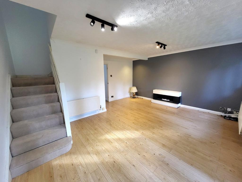 Leeside, Heaton Mersey, Stockport, SK4 3 bed semidetached house £