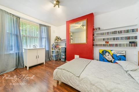 2 bedroom flat for sale, Derrick Gardens, London