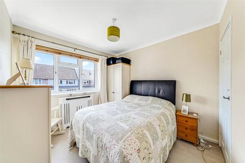 33 Southwold Drive, Barking, IG11 9AT